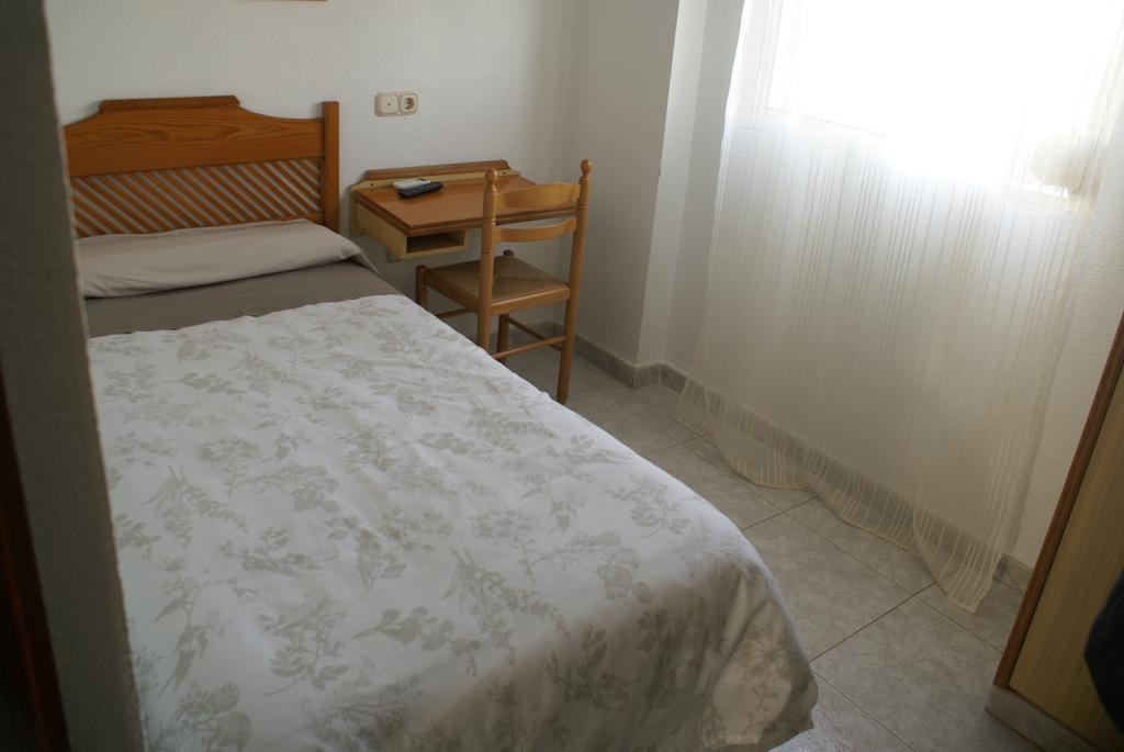 Valdelacalzada Hostal Velasco מראה חיצוני תמונה